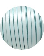 Cuir plat lisse de 5mm bleu pastel en vente au cm