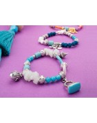 Hanger ethnique en zamak placage argent avec 1 accroche