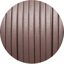 Cuir plat lisse de 3mm rose pâle poudré en vente au cm pour vos bracelets