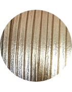 Bride rempliée de 3mm lisse en cuir or pâle brillant en vente au cm