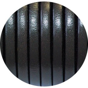 Cuir plat de 5mm de couleur noire vendu au metre