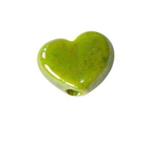 Perle coeur en ceramique verte-13mm