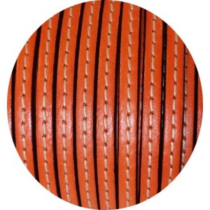 Cordon de cuir plat 5mm orange clair couture blanche vendu au metre