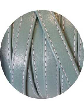 Cordon de cuir plat 10x2mm double emeraude clair coutures-vente au cm