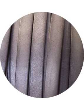 Cordon de cuir plat de 10mm gris clair-vente au cm