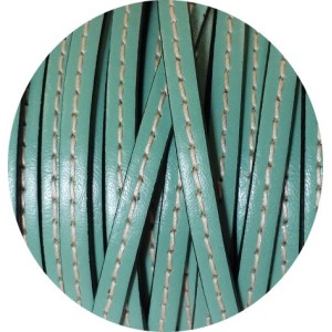 Cordon de cuir plat 5mm x 2mm vert bleu couture blanche vendu au mètre