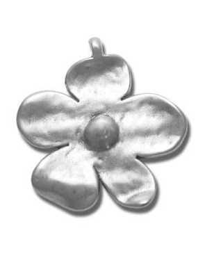 Gros pendant fleur en metal plaque argent