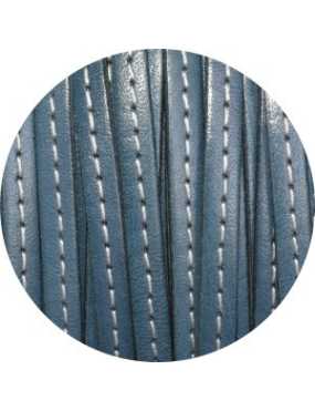 Cordon de cuir plat 5mm bleu gris couture blanche vendu au metre