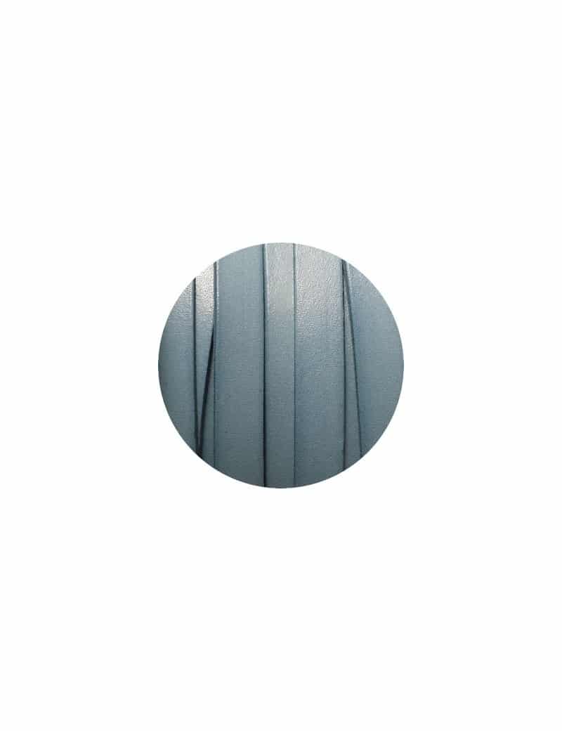 Cordon de cuir plat 10mm de couleur bleu ciel-vente au cm