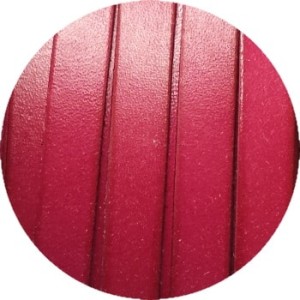 Cordon de cuir plat de 10mm fuchsia classic vendu au mètre