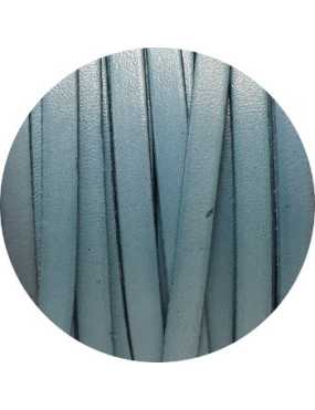 Cordon de cuir plat 6mm x 2mm de couleur bleu ciel-vente au cm