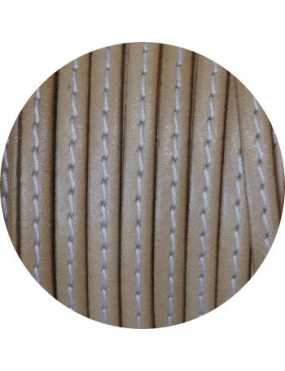 Cordon de cuir plat 5mm beige couture blanche vendu au metre