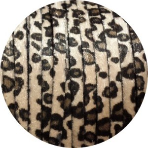 Laniere de cuir plat 6mm leopard beige poils synthétiques vendu au metre