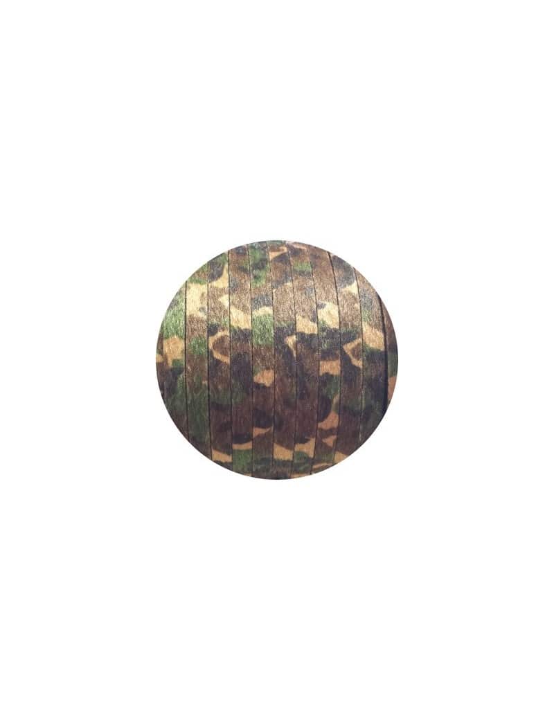 Laniere de cuir plat camouflage vert avec poils synthétiques 10mm-vente au cm