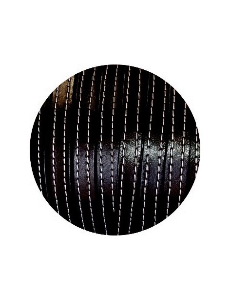 Cordon de cuir plat 10mm x 2mm noir coutures vendu au metre