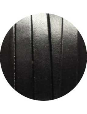 Un metre de cuir plat noir de 10mm