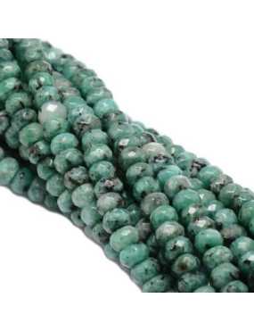 Poche de 25 perles à facettes en jade de 4mm verts variés
