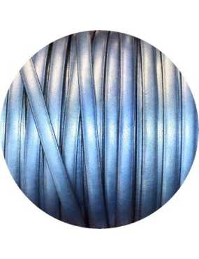Cordon de cuir plat 5mm bleu clair métallisé vendu au mètre