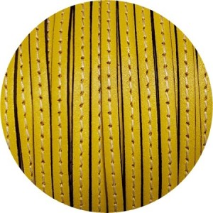 Cordon de cuir plat 5mm jaune couture blanche vendu au metre