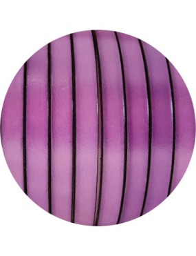 Cordon de cuir plat 10mm x 2mm de couleur violette vendu au cm