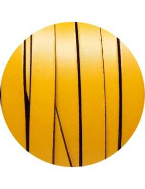 Cuir plat jaune version 2 de 10mm avec bords noirs en vente au cm