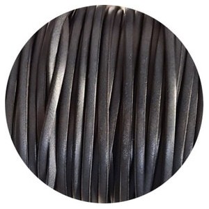 Cordon de cuir plat 3mm gris foncé en vente au cm